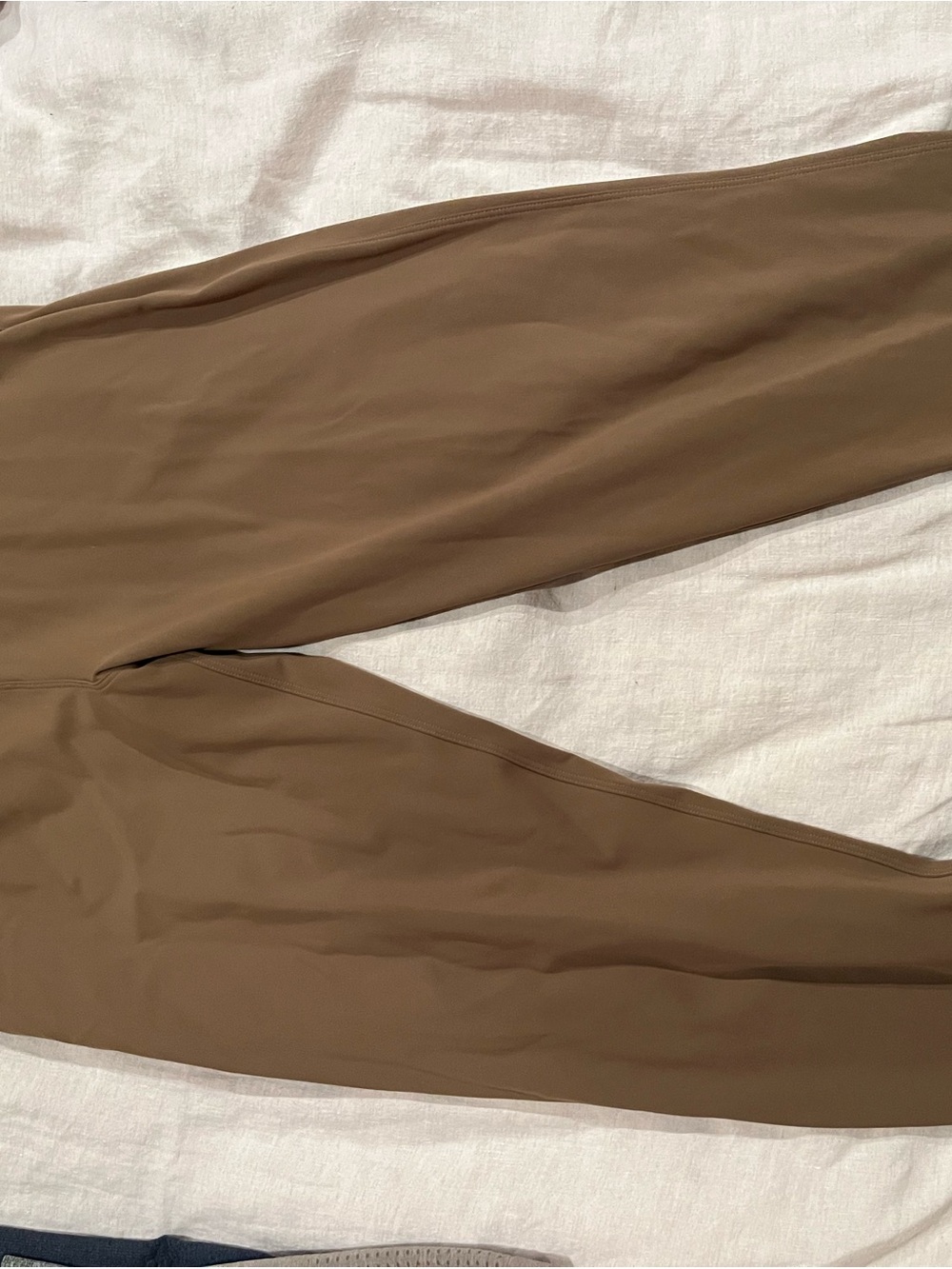 Women’s lululemon Brown Stretch Performance Pants